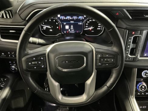 Used 2021 GMC Yukon Denali image 17