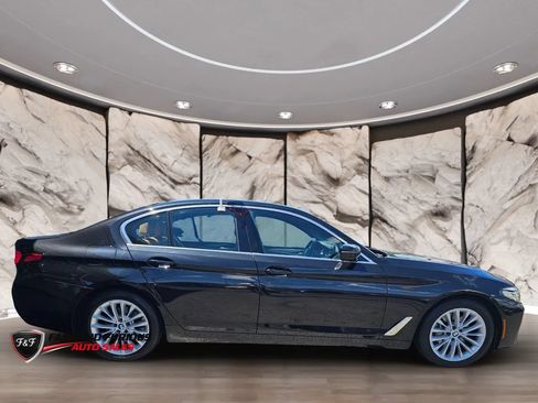 Used 2023 BMW 530i xDrive w/ Convenience Package AWD/4WD image 4