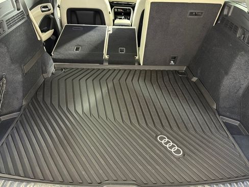 Used 2025 Audi Q5 Premium w/ Convenience Package AWD/4WD image 14