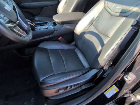 Used 2020 Cadillac XT5 Premium Luxury image 16