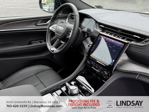 New 2025 Jeep Grand Cherokee Overland w/ Adv Protech Group III image 8