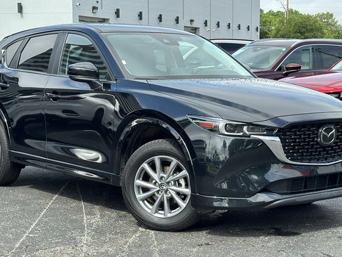 Certified 2025 MAZDA CX-5 AWD 2.5 S w/ Select Package image 2