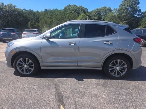 Used 2023 Buick Encore GX Select w/ Sport Touring Package AWD/4WD image 6