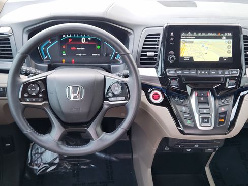 Used 2023 Honda Odyssey Elite image 28