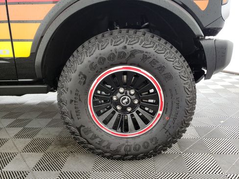 New 2025 Ford Bronco Big Bend w/ Black Diamond Package image 9