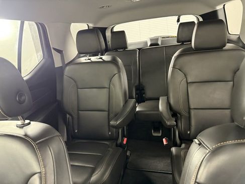 Used 2021 Chevrolet Traverse RS image 26