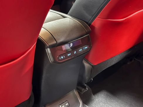 Used 2022 Toyota Highlander XSE image 68