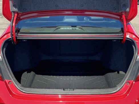 Used 2018 Honda Accord Sport image 23