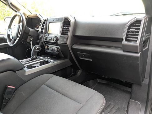 Used 2018 Ford F150 XLT w/ Equipment Group 302A Luxury AWD/4WD image 28