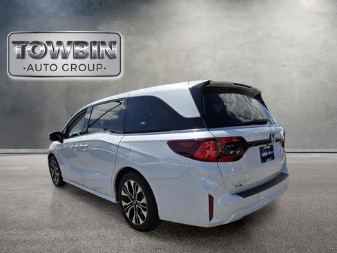Used 2025 Honda Odyssey Elite image 7