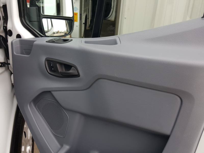 Used 2017 Ford Transit 150 XLT RWD image 27