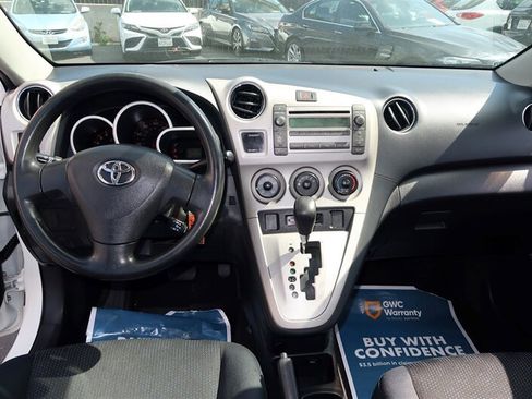 Used 2010 Toyota Matrix image 8