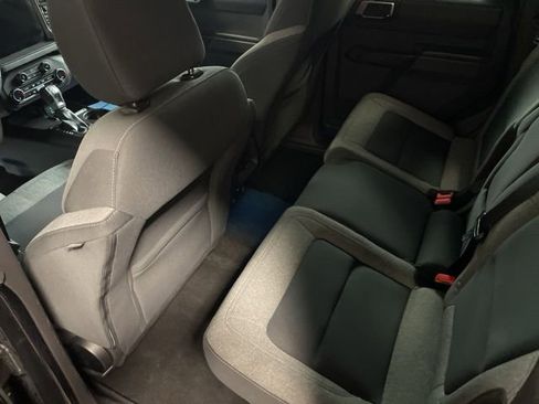 Used 2025 Ford Bronco Big Bend image 33