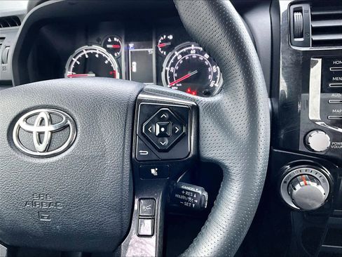 Used 2024 Toyota 4Runner TRD Off-Road image 24