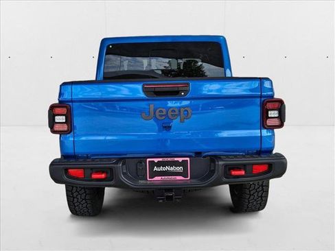 New 2025 Jeep Gladiator Rubicon w/ Convenience Group image 8