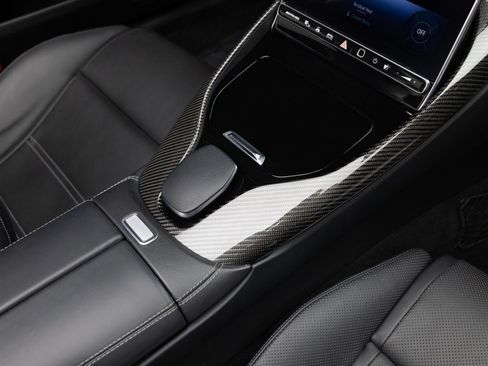Used 2022 Mercedes-Benz SL 63 AMG 4MATIC w/ AMG Aerodynamic Package image 24