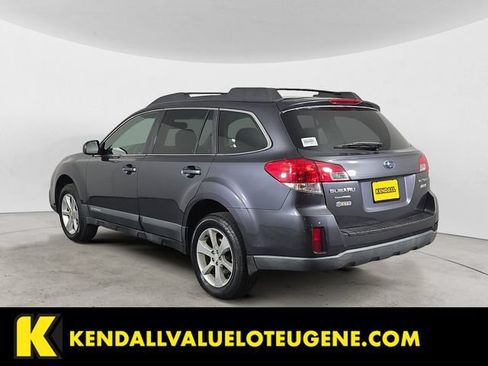 Used 2013 Subaru Outback 2.5i Premium w/ Popular Pkg 1B AWD/4WD image 3