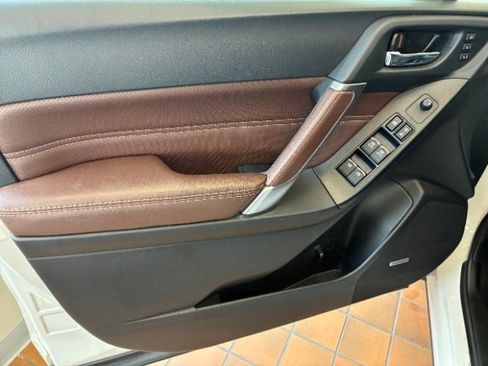 Used 2018 Subaru Forester 2.5i Touring image 16