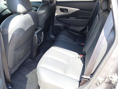 Used 2018 Nissan Murano Platinum FWD image 6
