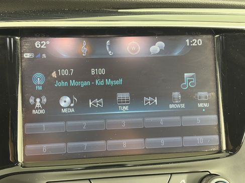 Used 2017 Buick Envision Essence AWD/4WD image 18