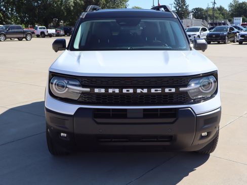 New 2025 Ford Bronco Sport Outer Banks w/ Outer Banks Tech Package+ image 2