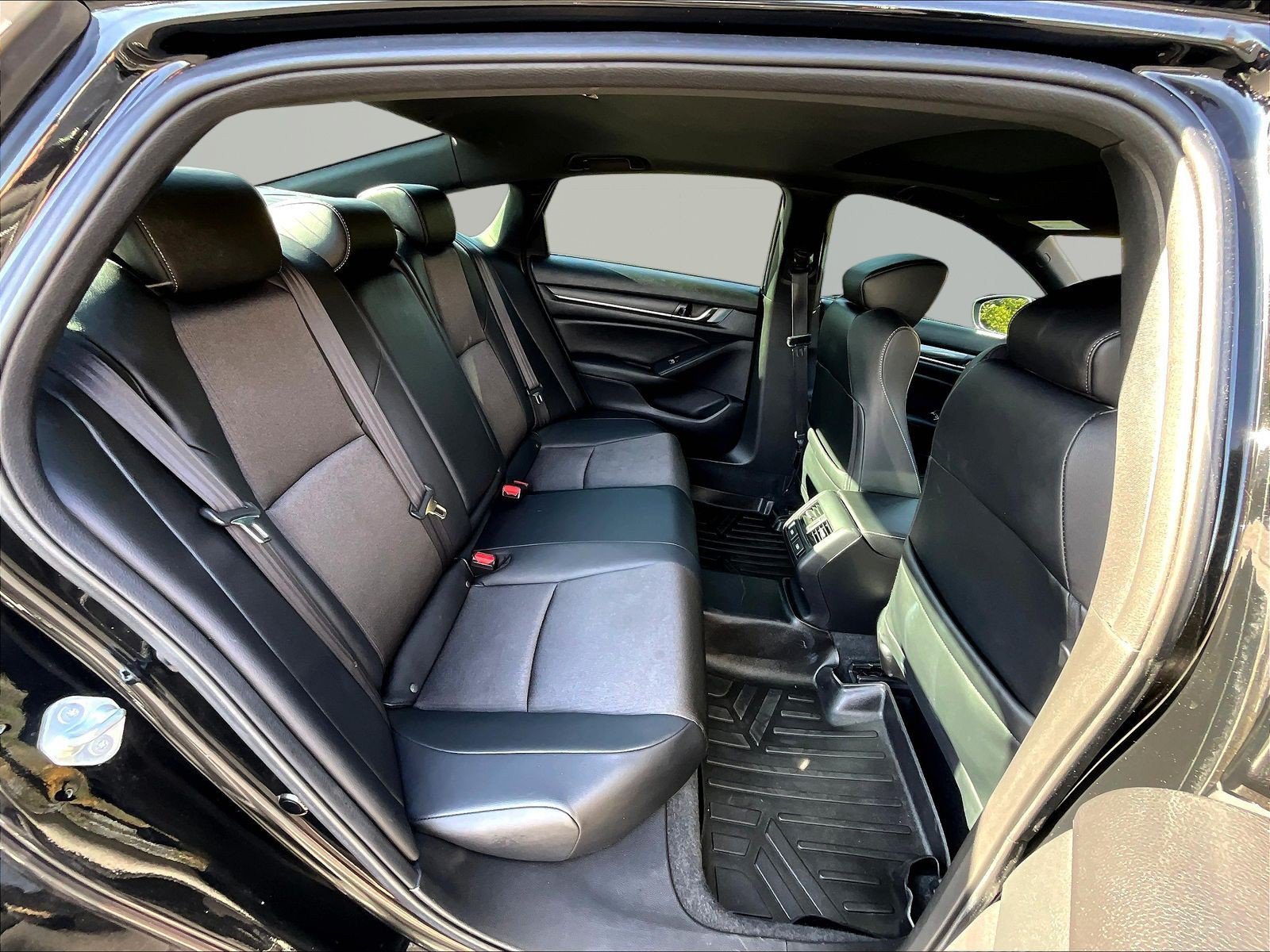 Used 2021 Honda Accord Sport image 25