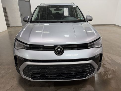 New 2026 Volkswagen Taos SE image 36