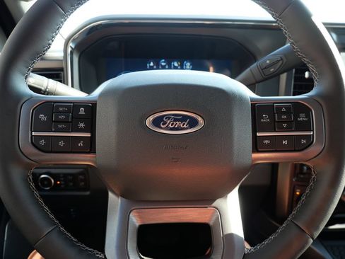 New 2026 Ford F250 Lariat w/ Black Appearance Package AWD/4WD image 24