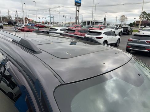 Used 2015 GMC Acadia SLE image 23