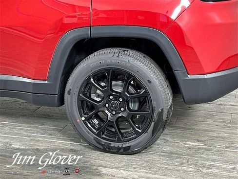 New 2026 Jeep Compass Latitude image 12