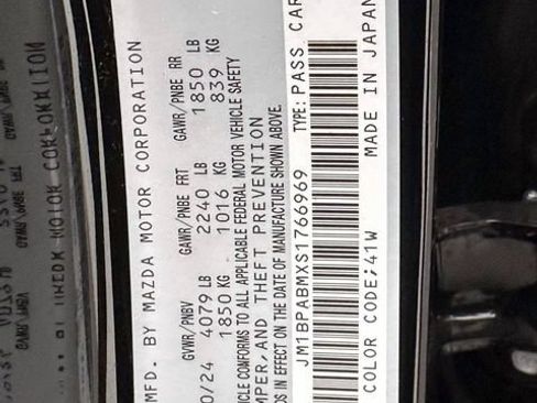 Used 2025 MAZDA MAZDA3 s FWD image 32