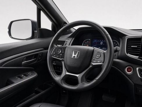 Used 2025 Honda Passport TrailSport image 36