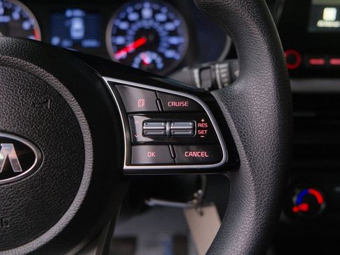 Used 2020 Kia Forte LXS image 18