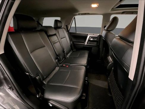 Used 2019 Toyota 4Runner Limited AWD/4WD image 31