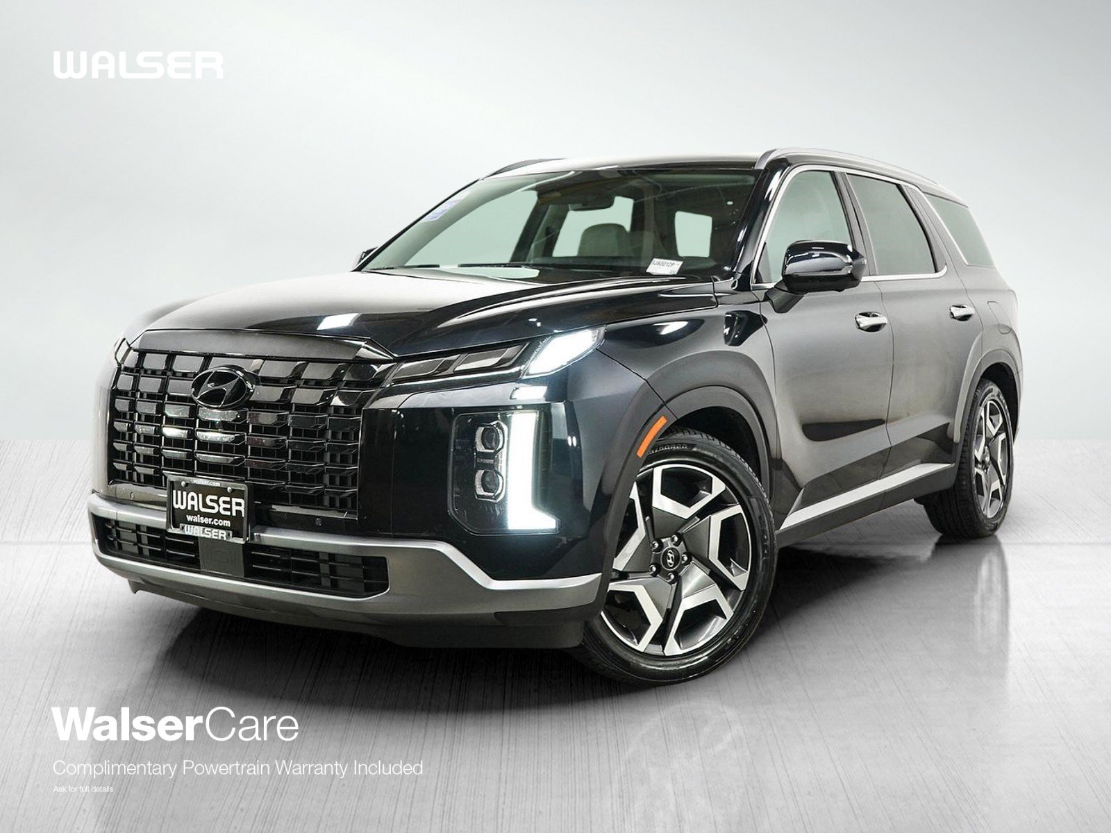 Used 2024 Hyundai Palisade Limited AWD/4WD image 1
