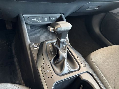 Used 2025 Kia K4 FWD image 40