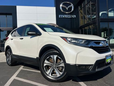 Used 2018 Honda CR-V LX image 2