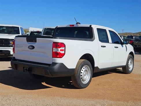 New 2026 Ford Maverick XL image 5