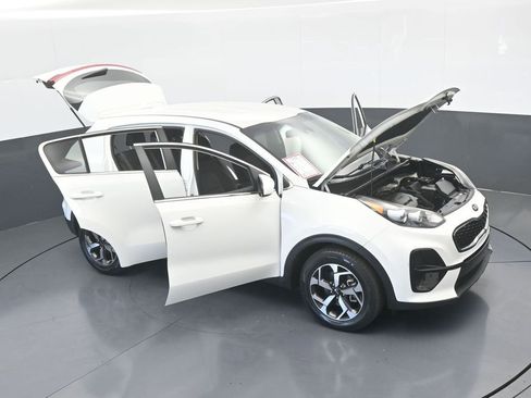 Used 2020 Kia Sportage LX image 64