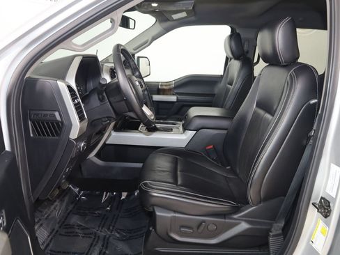 Used 2019 Ford F150 Lariat AWD/4WD image 12
