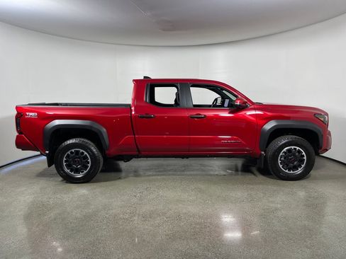 New 2026 Toyota Tacoma TRD Off-Road AWD/4WD image 2