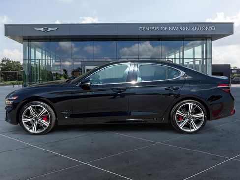 Used 2025 Genesis G70 3.3T Advanced w/ Sport Prestige Package image 2