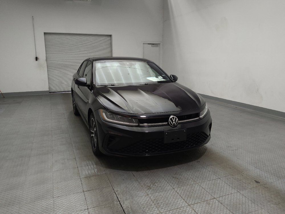 Used 2025 Volkswagen Jetta Sport FWD image 14