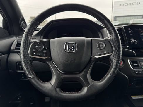 Used 2023 Honda Passport TrailSport image 28