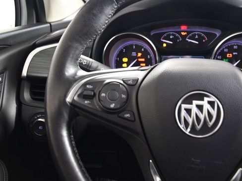 Used 2019 Buick Envision Essence AWD/4WD image 29