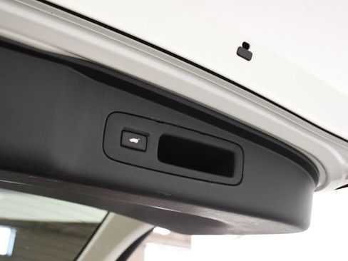 Used 2016 Honda CR-V Touring image 25