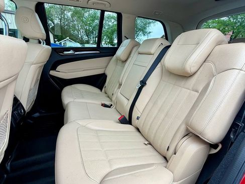 Used 2019 Mercedes-Benz GLS 450 4MATIC image 28