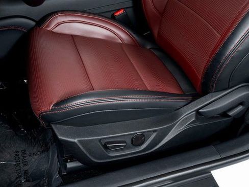 Used 2024 Ford Mustang GT Premium image 20