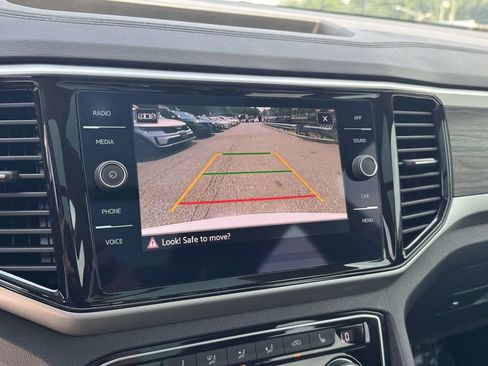 Used 2023 Volkswagen Atlas SE w/ Panoramic Sunroof Package AWD/4WD image 23