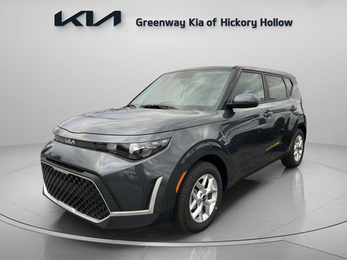 New 2025 Kia Soul LX image 3